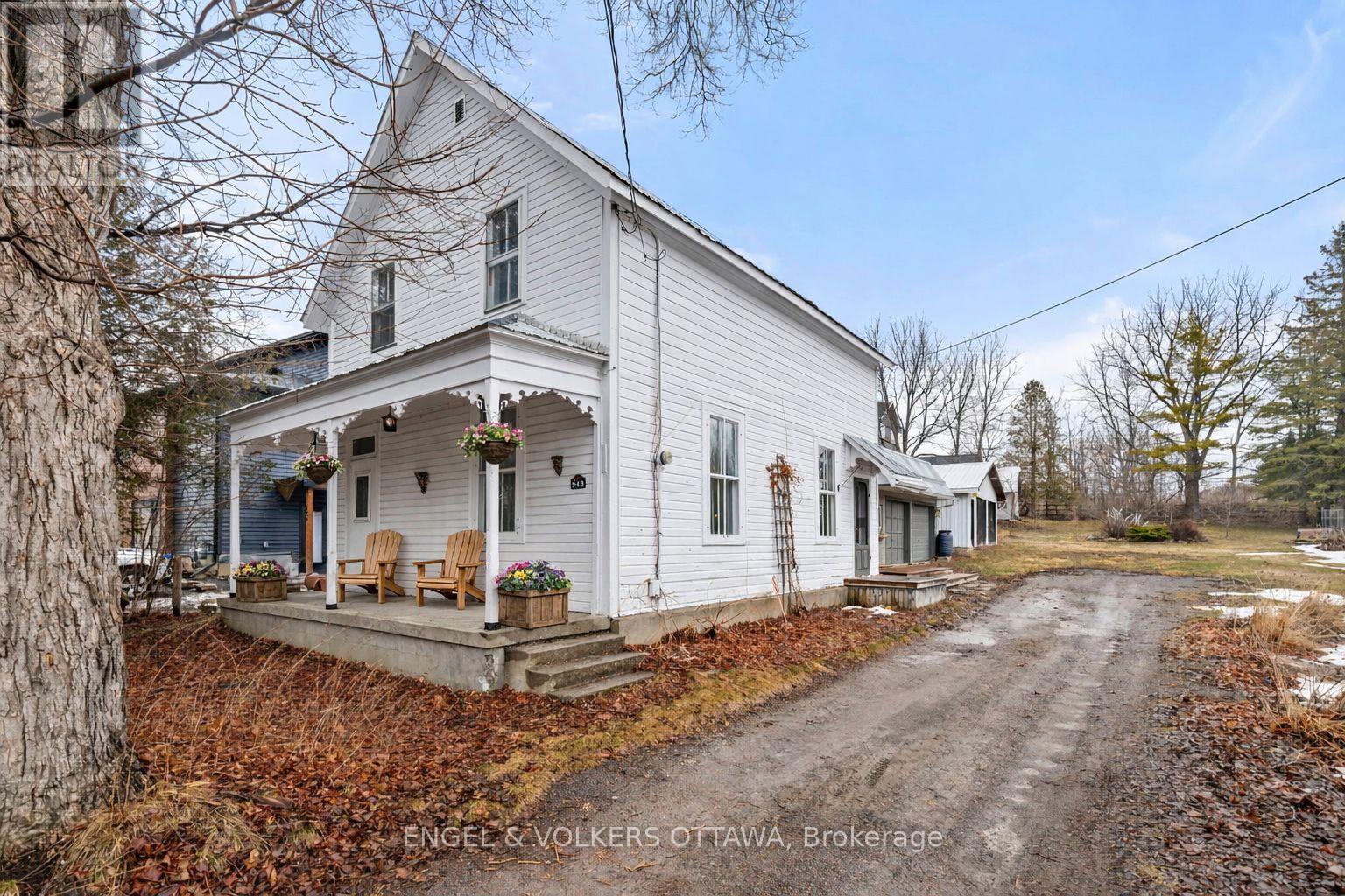243 MITCHESON STREET, Mississippi Mills, Ontario