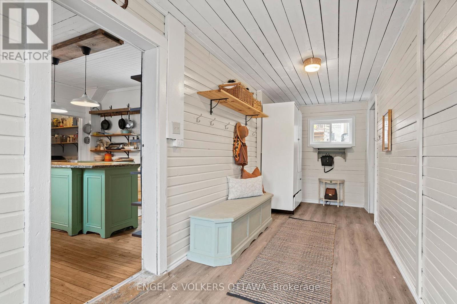 243 Mitcheson Street, Mississippi Mills, Ontario  K0A 1A0 - Photo 4 - X12951960