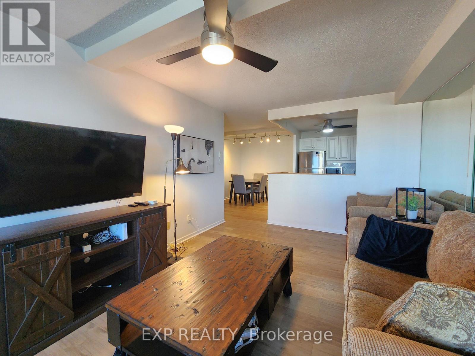 609 - 1380 Prince Of Wales Drive, Ottawa, Ontario  K2C 3N5 - Photo 4 - X12951962