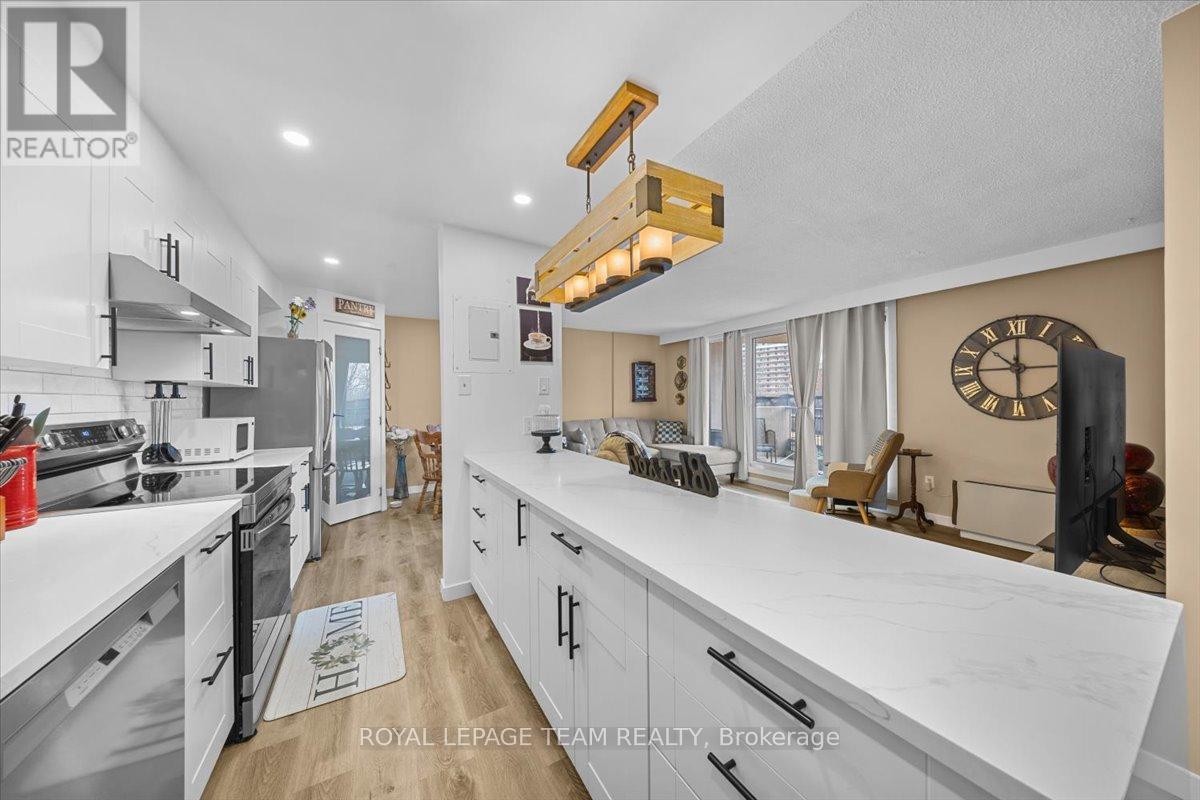 204 - 1025 Richmond Road, Ottawa, Ontario  K2B 8G8 - Photo 8 - X12952004