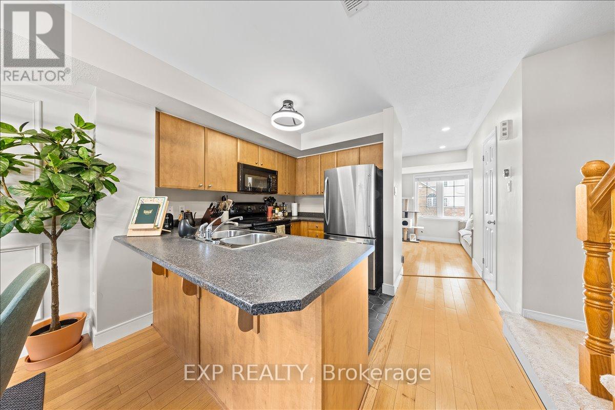 57 Steele Park, Ottawa, Ontario  K1J 0J2 - Photo 12 - X12952020