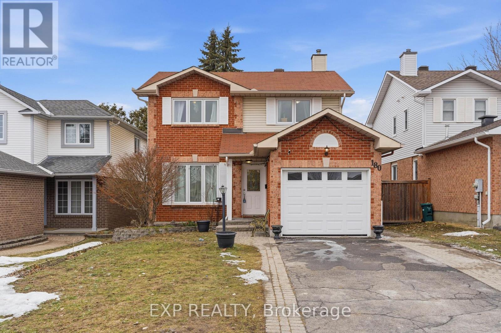 180 EQUESTRIAN DRIVE, Ottawa, Ontario