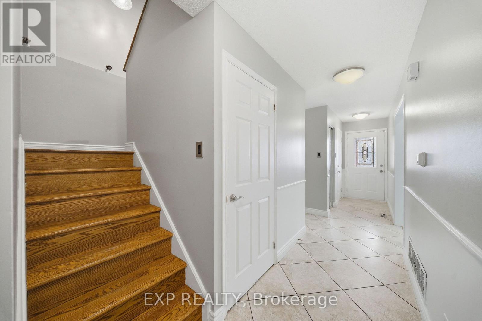 180 Equestrian Drive, Ottawa, Ontario  K2M 2B9 - Photo 19 - X12952060