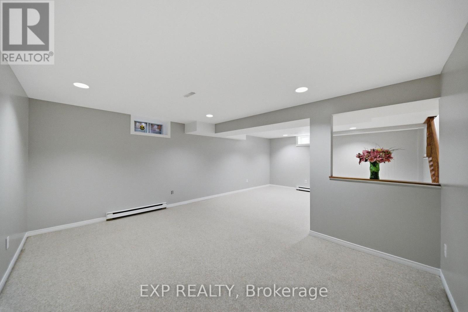 180 Equestrian Drive, Ottawa, Ontario  K2M 2B9 - Photo 29 - X12952060