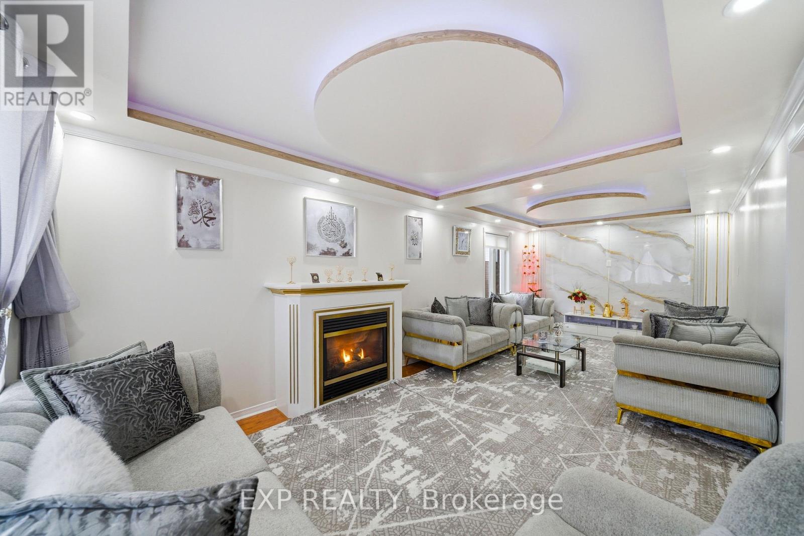 180 Equestrian Drive, Ottawa, Ontario  K2M 2B9 - Photo 4 - X12952060