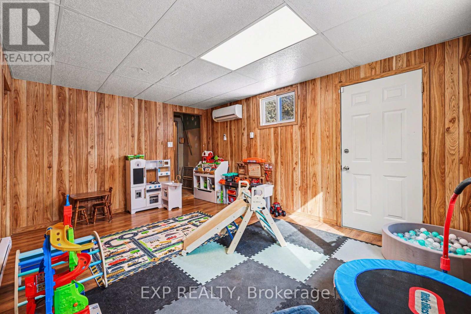 4250 511 Highway, Lanark Highlands, Ontario  K0G 1K0 - Photo 22 - X12952166