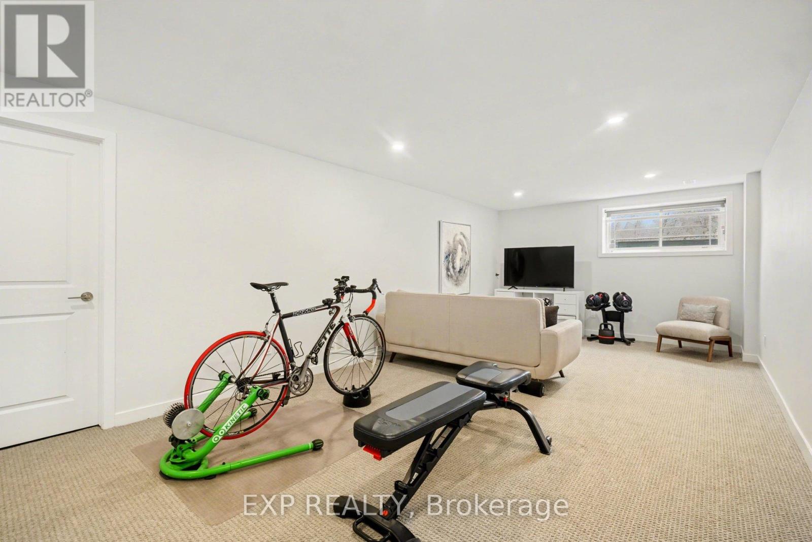 147 Wabikon Crescent, Ottawa, Ontario  K1X 0H8 - Photo 25 - X12952198