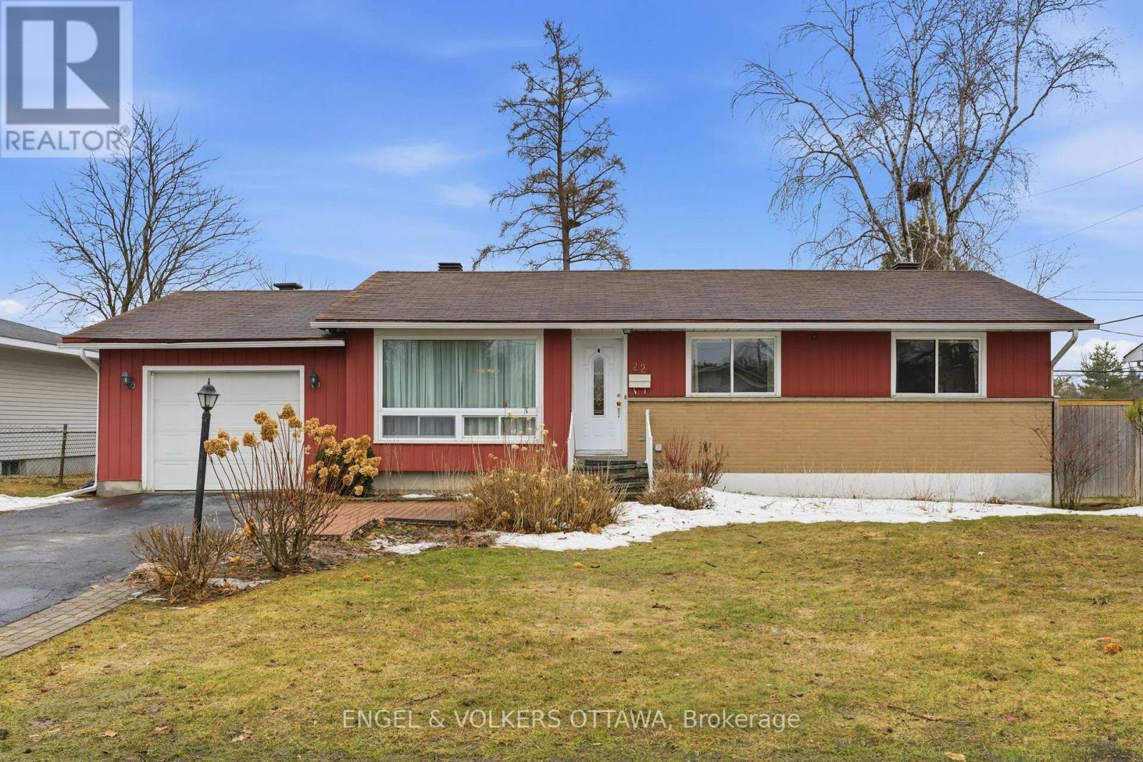 22 Parkside Crescent, Ottawa, Ontario  K2G 3B5 - Photo 2 - X12952202