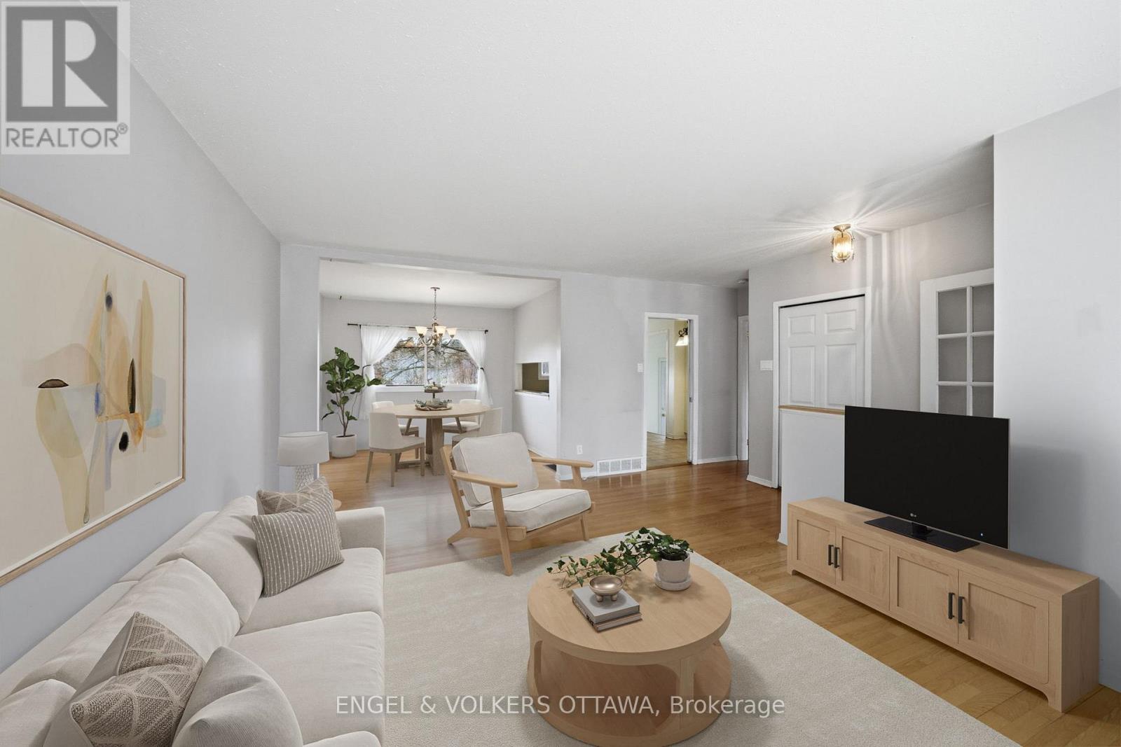 22 Parkside Crescent, Ottawa, Ontario  K2G 3B5 - Photo 5 - X12952202