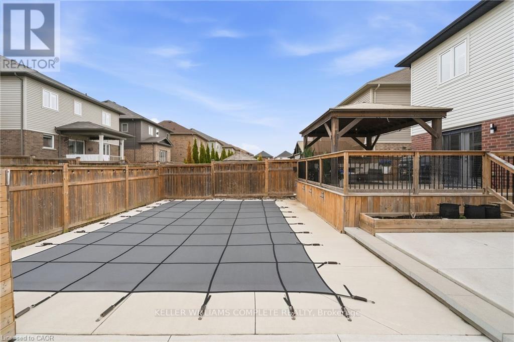 39 Turi Drive, Hamilton, Ontario  L9B 0E2 - Photo 36 - X12951830