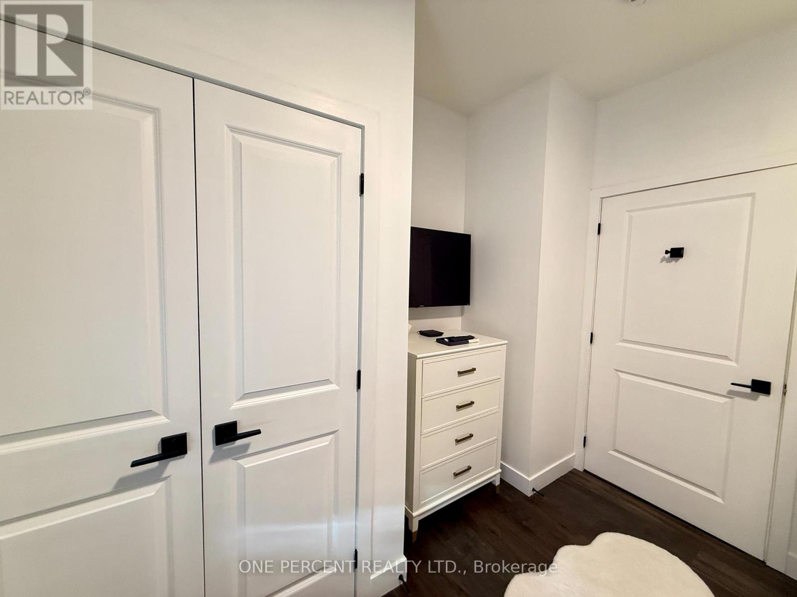 302 - 12 Beckwith Lane, Blue Mountains, Ontario  L9Y 0A4 - Photo 15 - X12951836