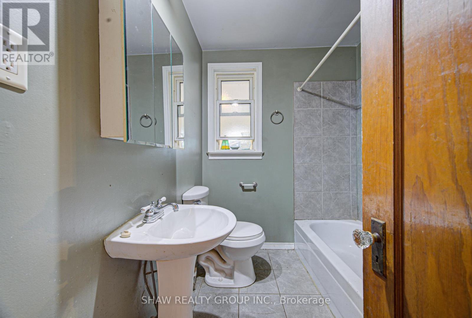 119 Cameron Avenue S, Hamilton, Ontario  L8K 2X6 - Photo 11 - X12951886