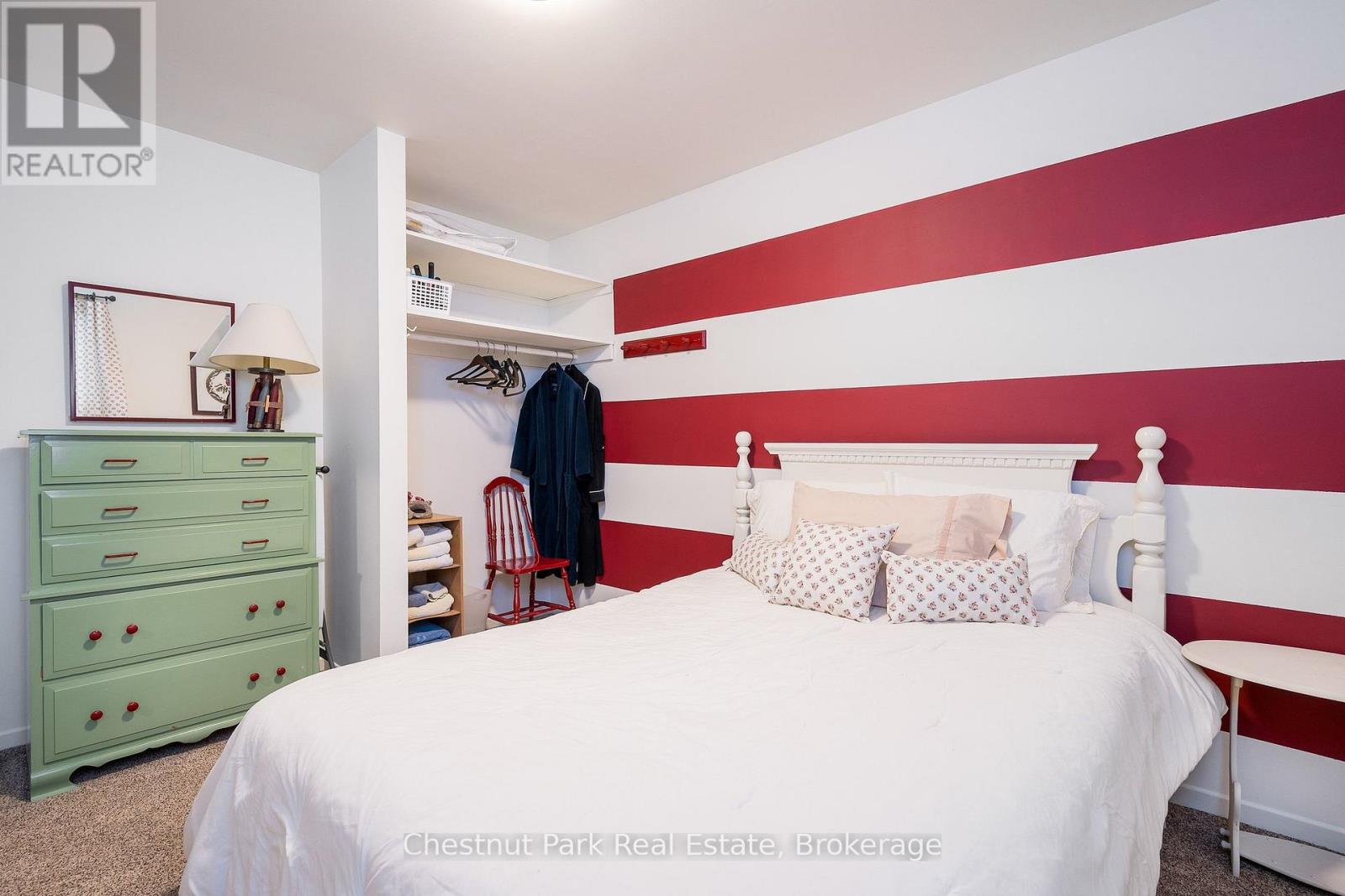 114 Carmichael Crescent, Blue Mountains, Ontario  L9Y 0R3 - Photo 31 - X12941408