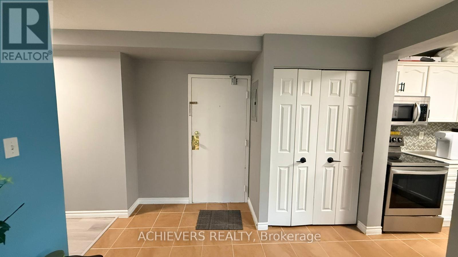 107 - 640 Grey Street, Brantford, Ontario  N3S 4Y3 - Photo 6 - X12863018