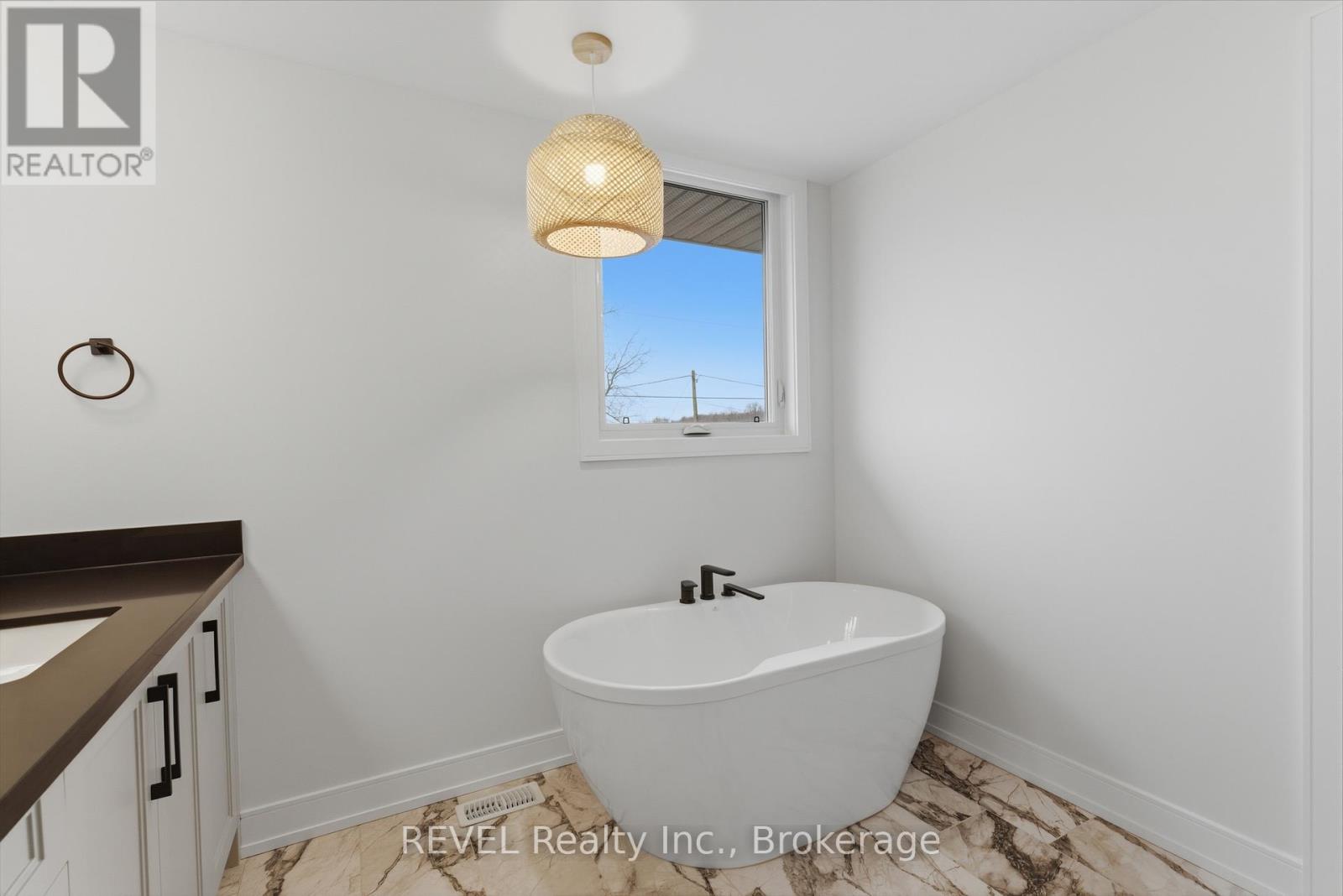 95 Port Robinson Road, Pelham, Ontario  L3B 5N5 - Photo 35 - X12952028