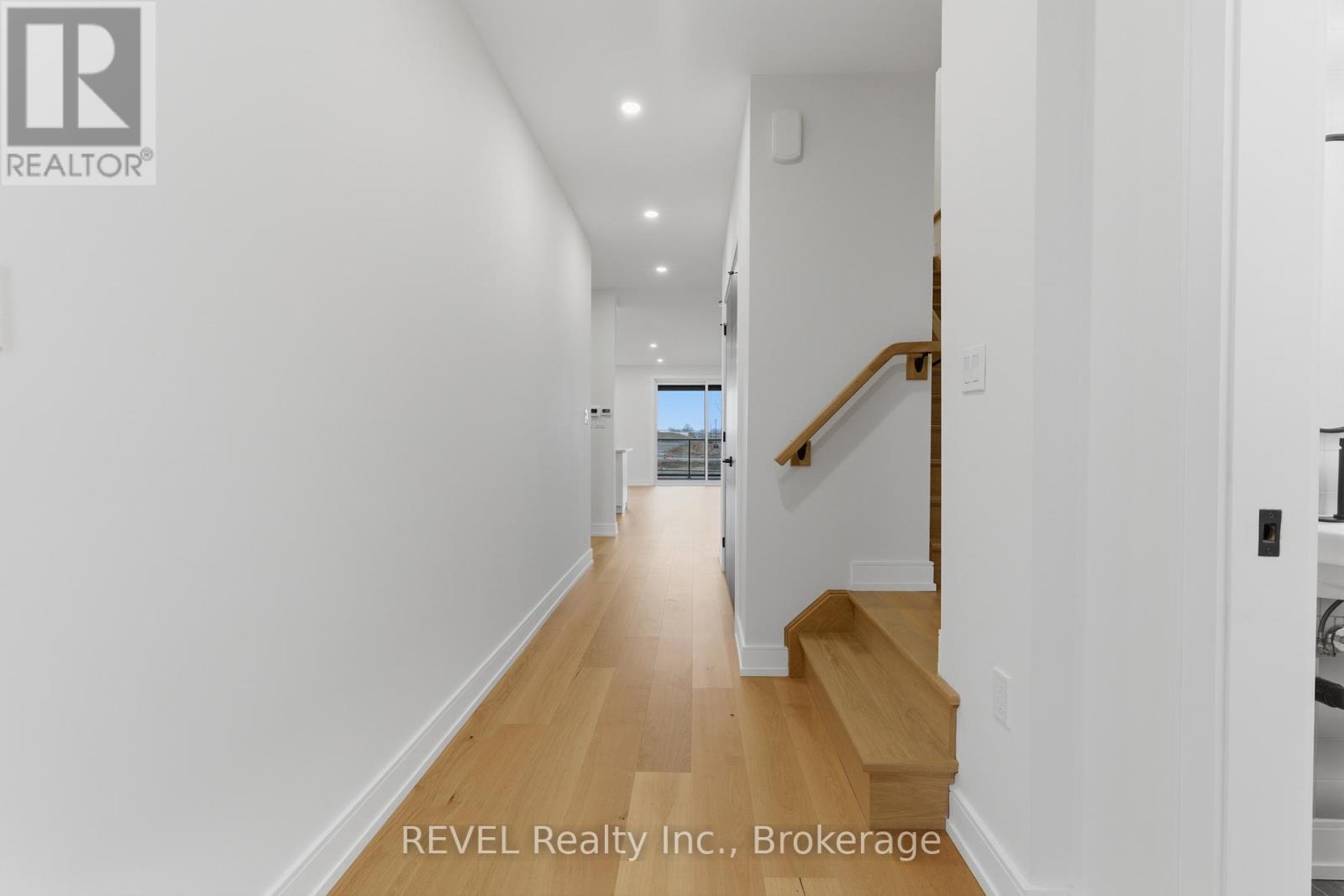 95 Port Robinson Road, Pelham, Ontario  L3B 5N5 - Photo 5 - X12952028