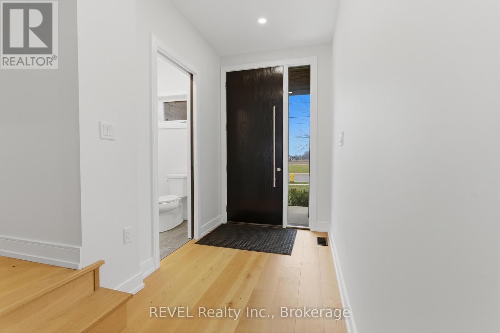 95 Port Robinson Road, Pelham, Ontario  L3B 5N5 - Photo 6 - X12952028