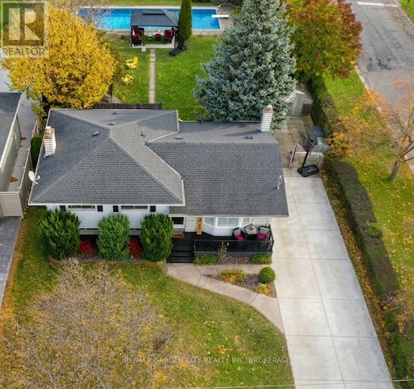 78 Meredith Drive, St. Catharines, Ontario  L2M 6C7 - Photo 3 - X12952180