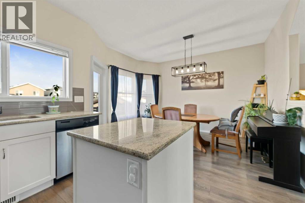 159 Evansborough Crescent Nw, Calgary, Alberta  T3P 0M5 - Photo 11 - A2297438