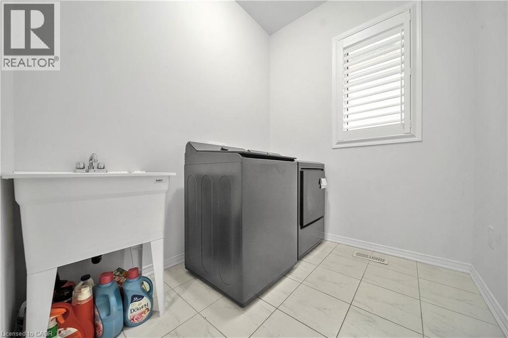 19 Richard William Drive, Haldimand, Ontario  N3W 0C5 - Photo 20 - 40817258