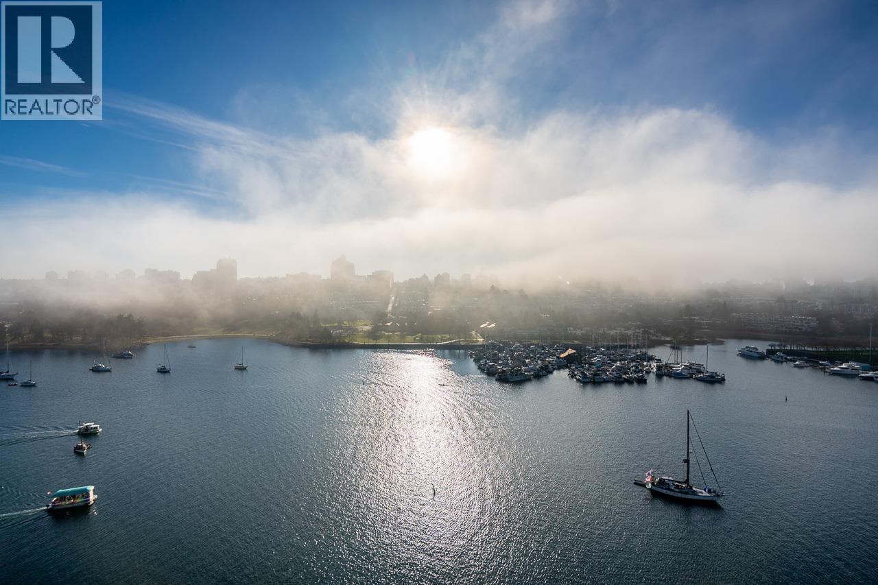 1703 1560 Homer Mews, Vancouver, British Columbia  V6Z 0A5 - Photo 3 - R3106361