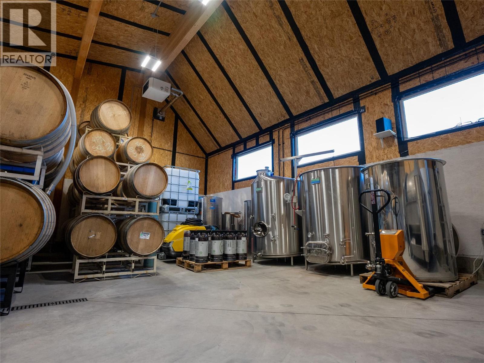 4112 McLean Creek Road Okanagan Falls Photo 15