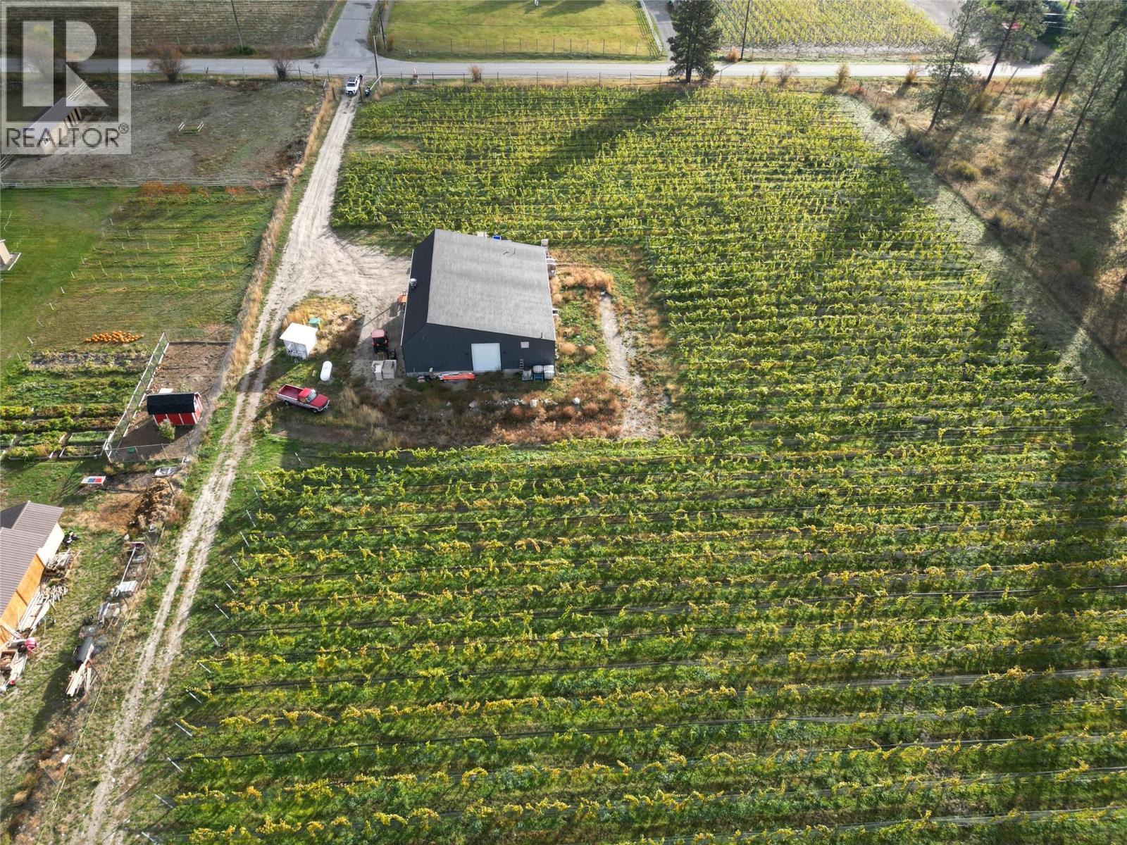 4112 McLean Creek Road Okanagan Falls Photo 23