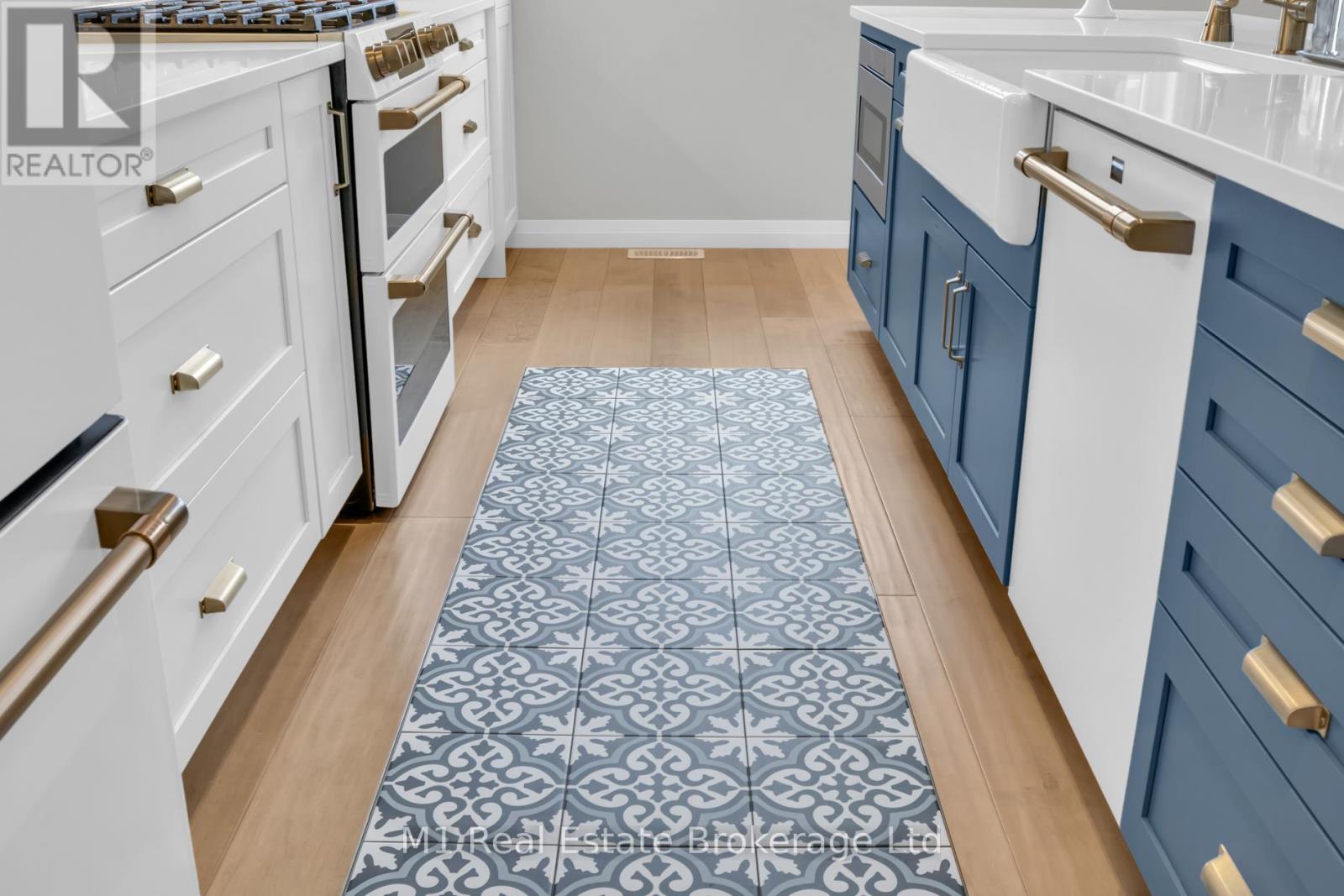 25 Creekside Terrace Creekside Terrace, Centre Wellington, Ontario  N1M 0H4 - Photo 17 - X12952224