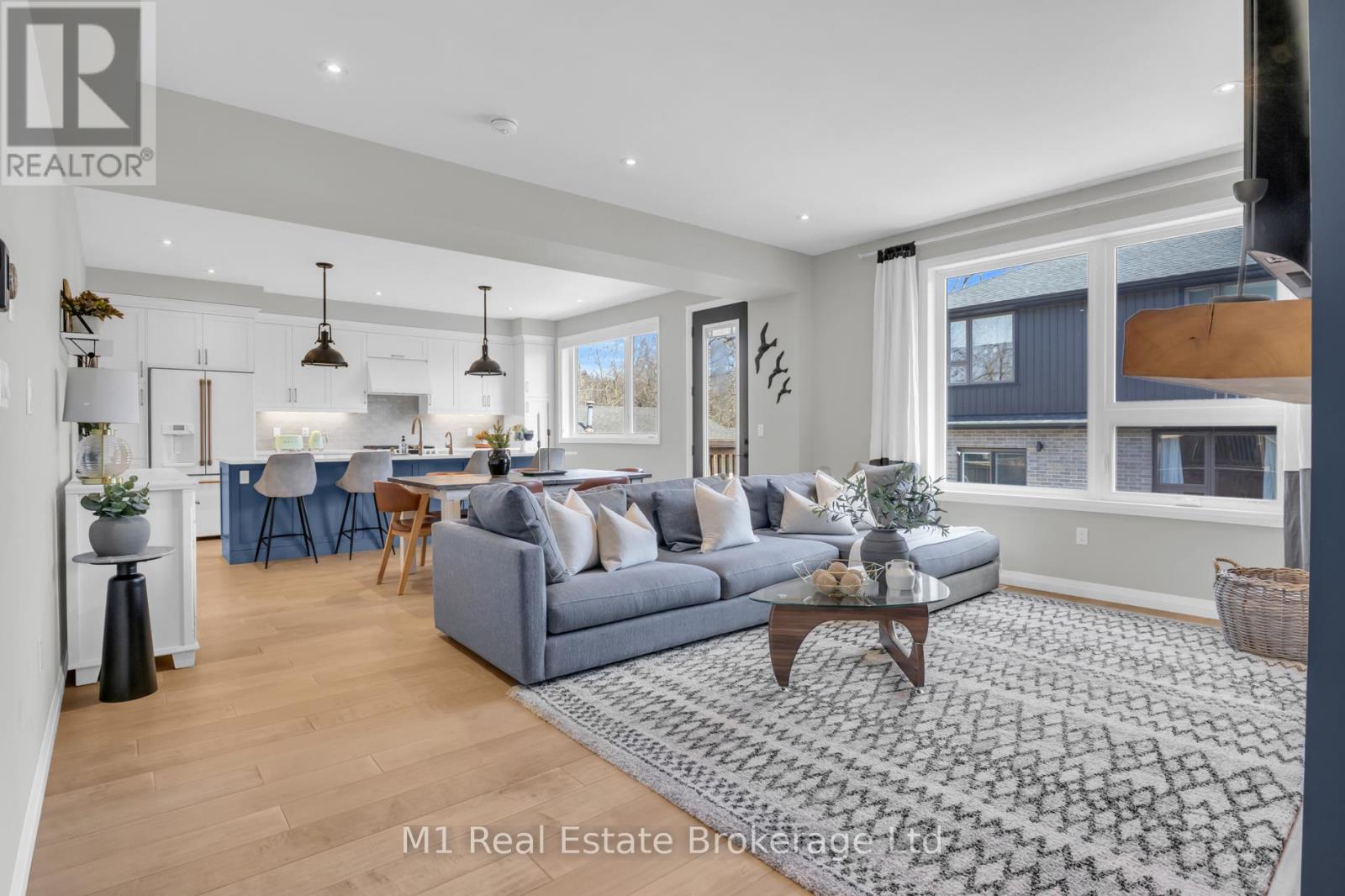 25 Creekside Terrace Creekside Terrace, Centre Wellington, Ontario  N1M 0H4 - Photo 8 - X12952224