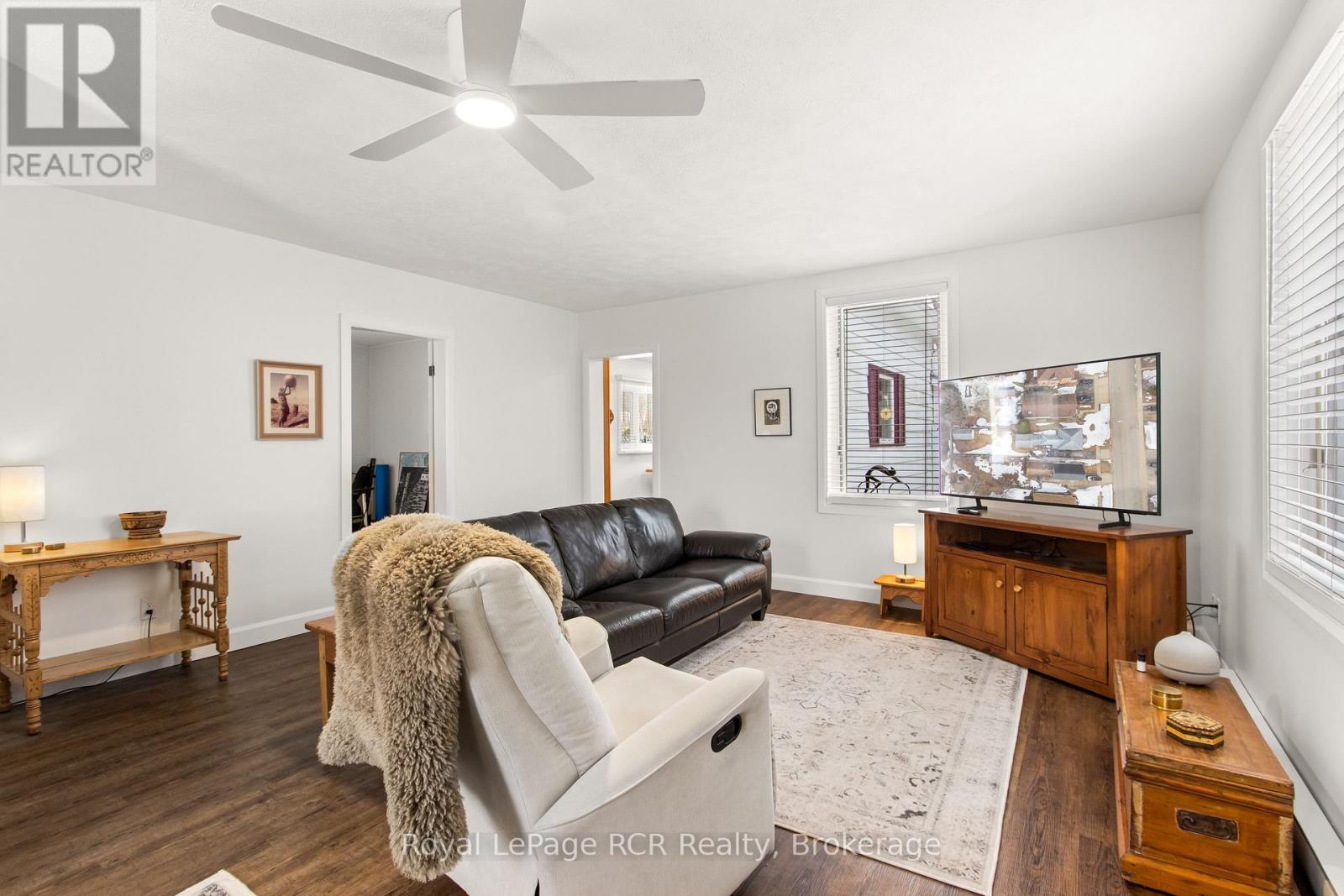 496 Brown Street N, South Bruce Peninsula, Ontario  N0H 2T0 - Photo 12 - X12952242