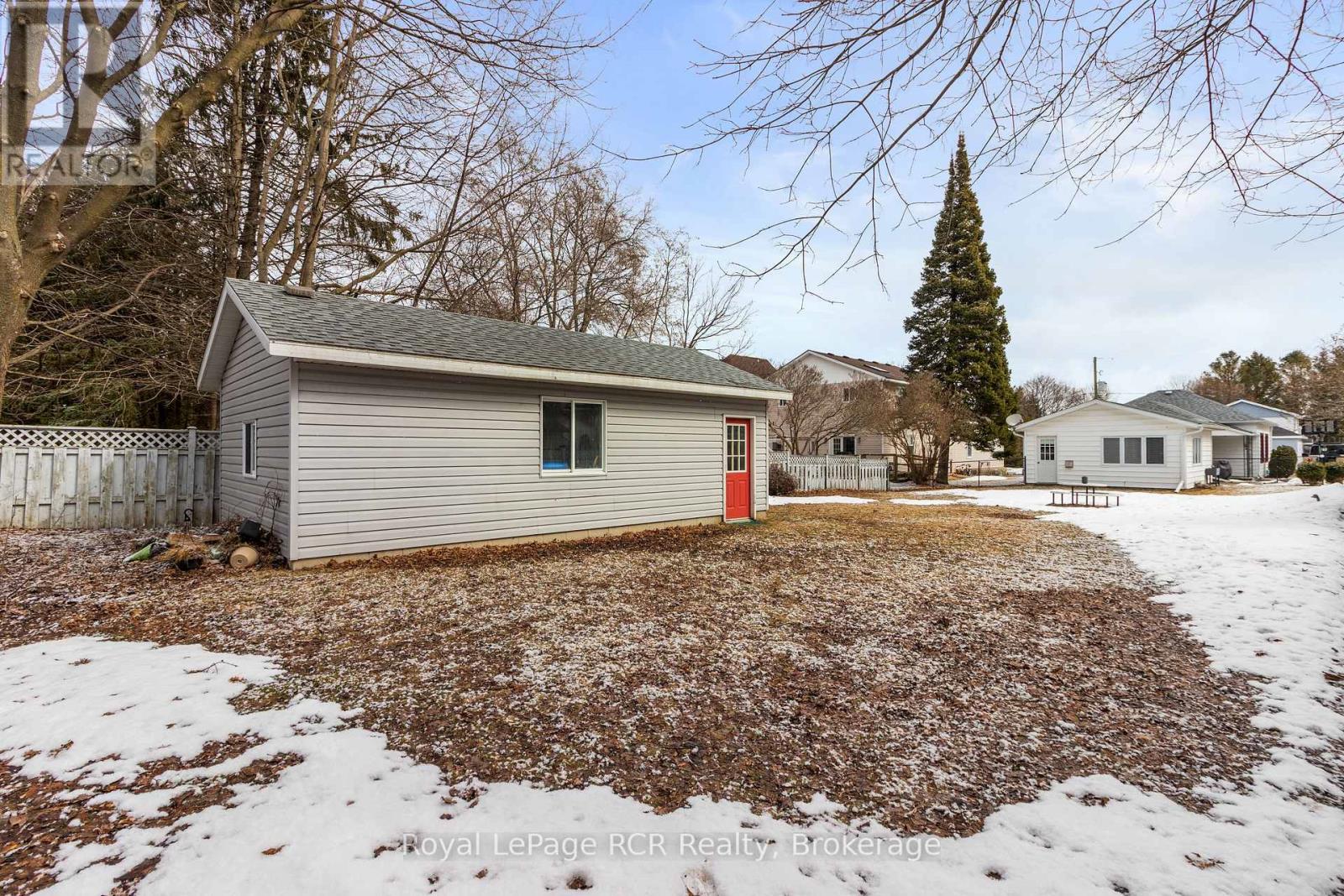 496 Brown Street N, South Bruce Peninsula, Ontario  N0H 2T0 - Photo 31 - X12952242