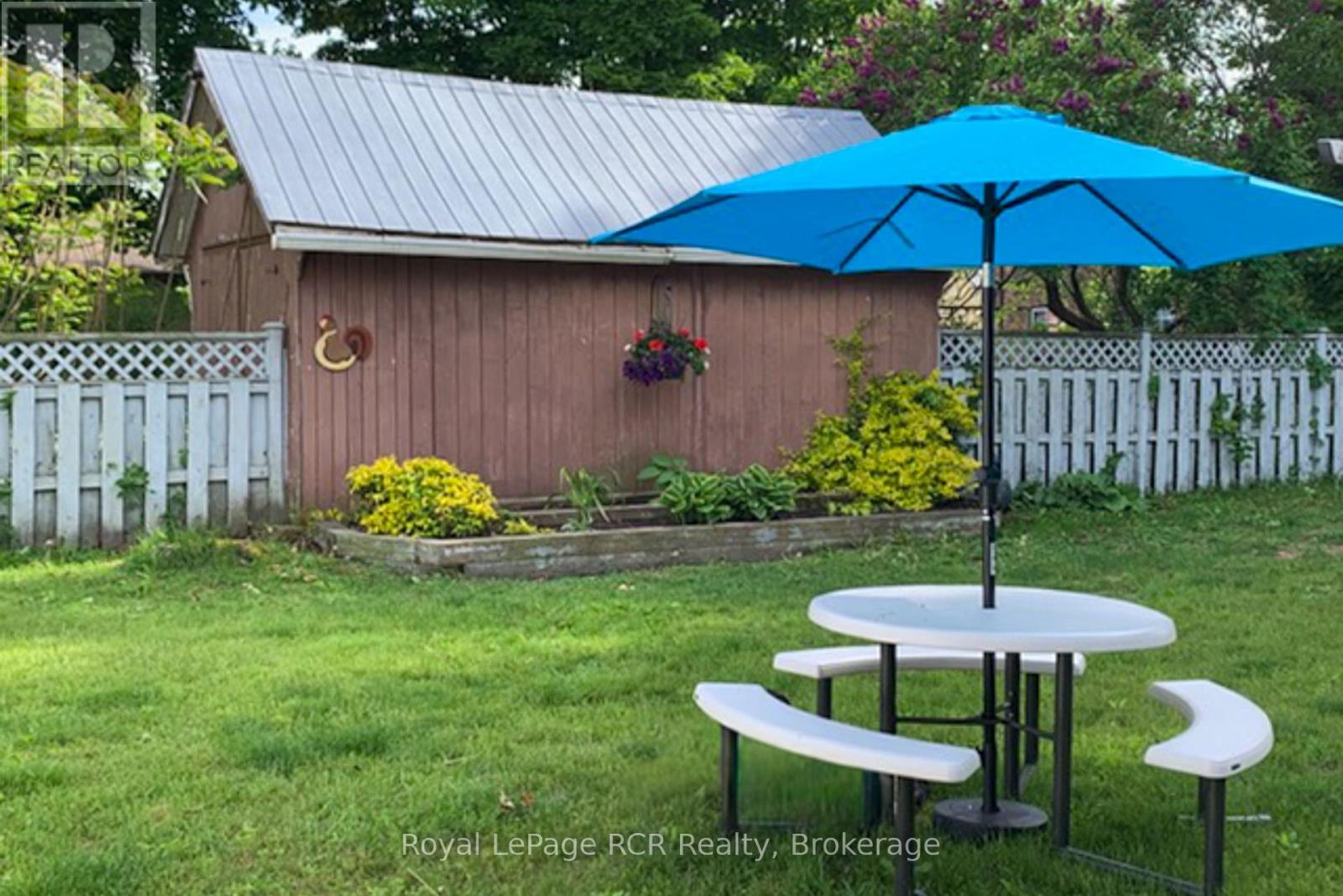 496 Brown Street N, South Bruce Peninsula, Ontario  N0H 2T0 - Photo 37 - X12952242