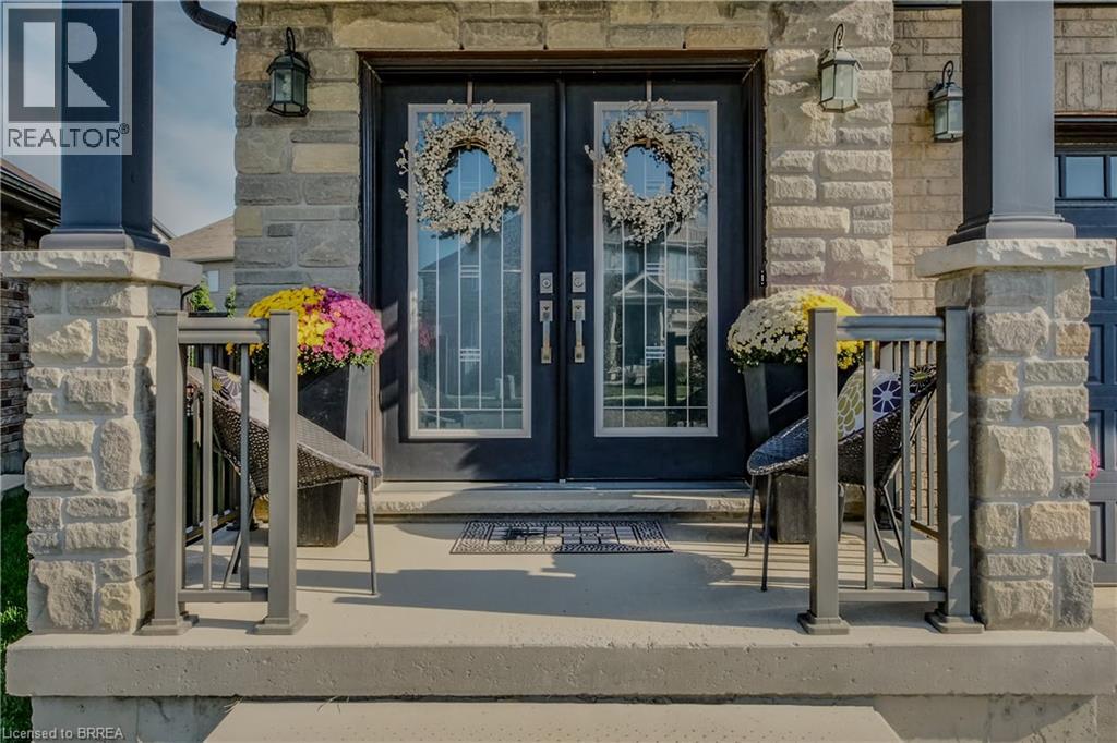 20 Yarington Drive, Brantford, Ontario  N3T 0G2 - Photo 2 - 40814184