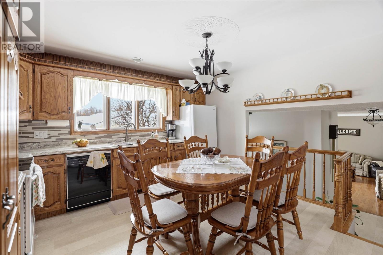 74 Bitonti Cres, Sault Ste. Marie, Ontario  P6C 6A9 - Photo 10 - SM260596