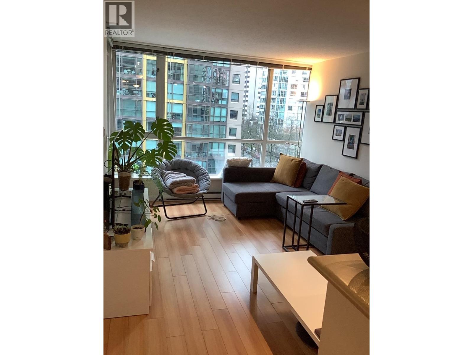 901 1420 W Georgia Street, Vancouver, British Columbia  V6G 3K4 - Photo 1 - R3105592