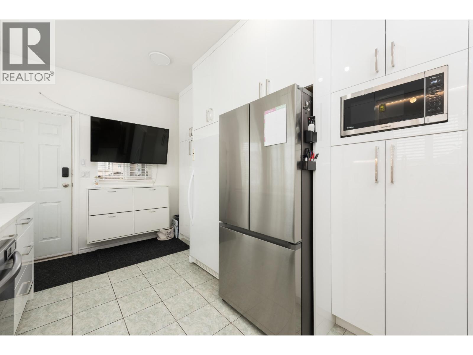 805 E 57th Avenue, Vancouver, British Columbia  V5X 1T4 - Photo 13 - R3105471