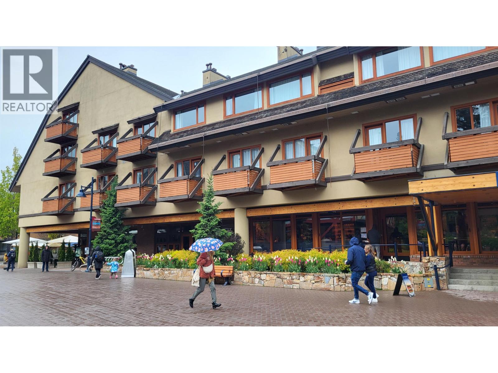 126 4220 Gateway Drive, Whistler, British Columbia  V8E 0Z7 - Photo 6 - R3106395