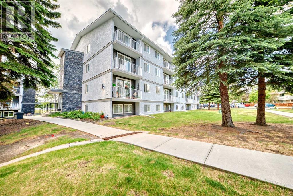 404c, 5601 Dalton Drive NW, Calgary, Alberta  T3A 2E2 - Photo 1 - A2289128