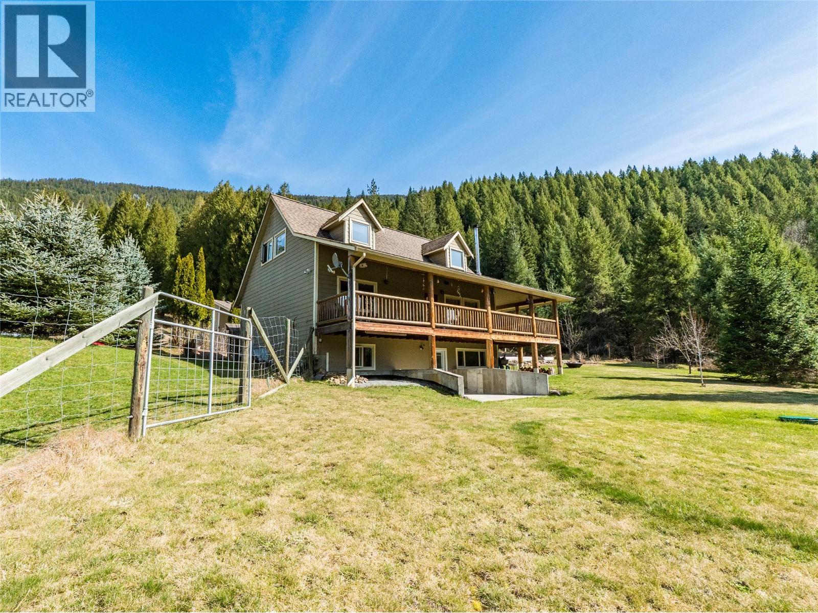 955 Cedar Brae Road, Castlegar, British Columbia  V1N 4R5 - Photo 11 - 10381543