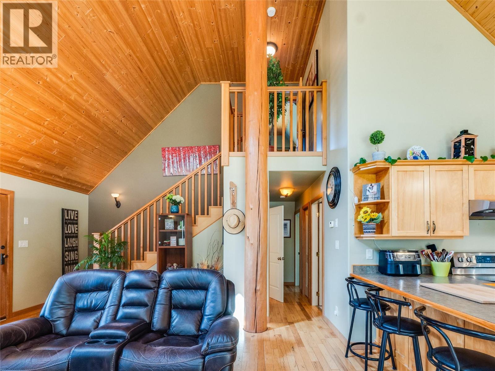 955 Cedar Brae Road, Castlegar, British Columbia  V1N 4R5 - Photo 20 - 10381543