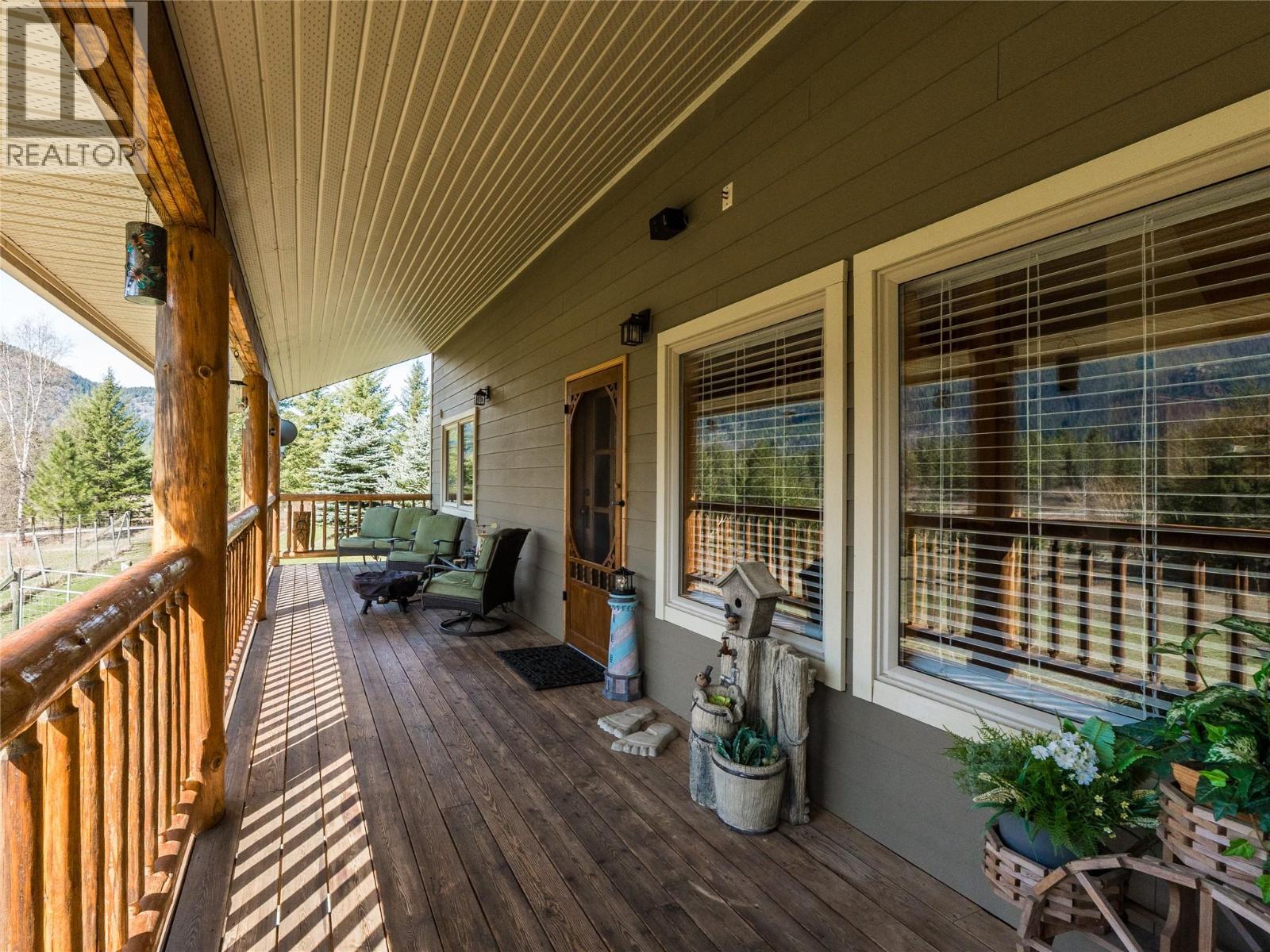 955 Cedar Brae Road, Castlegar, British Columbia  V1N 4R5 - Photo 71 - 10381543