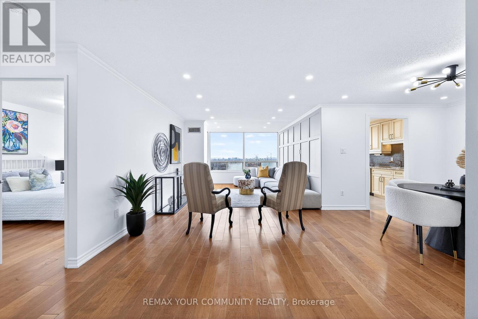 1501 - 8501 Bayview Avenue, Richmond Hill, Ontario  L4B 3J7 - Photo 4 - N12950806