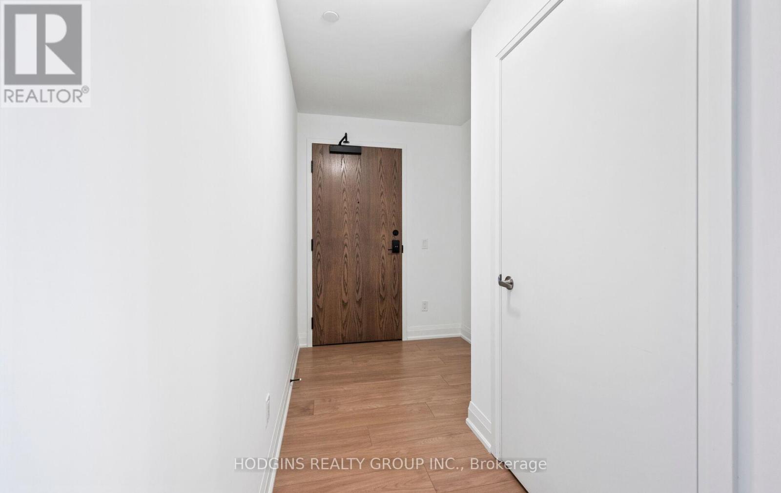 1714 - 1035 Southdown Road, Mississauga, Ontario  L5J 0A2 - Photo 7 - W12930952