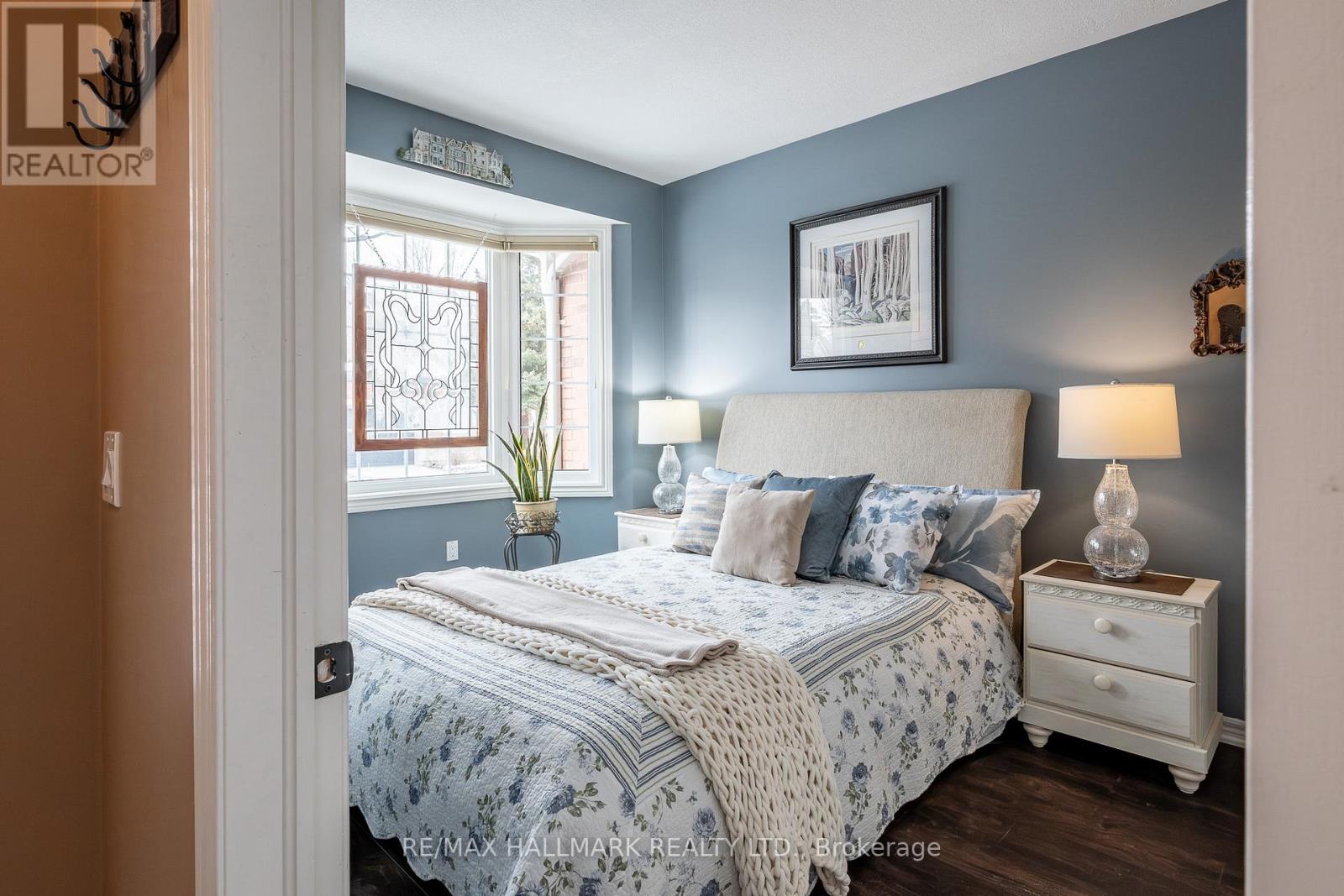 12 Fairway Lane, Guelph, Ontario  N1E 7A9 - Photo 11 - X12899318