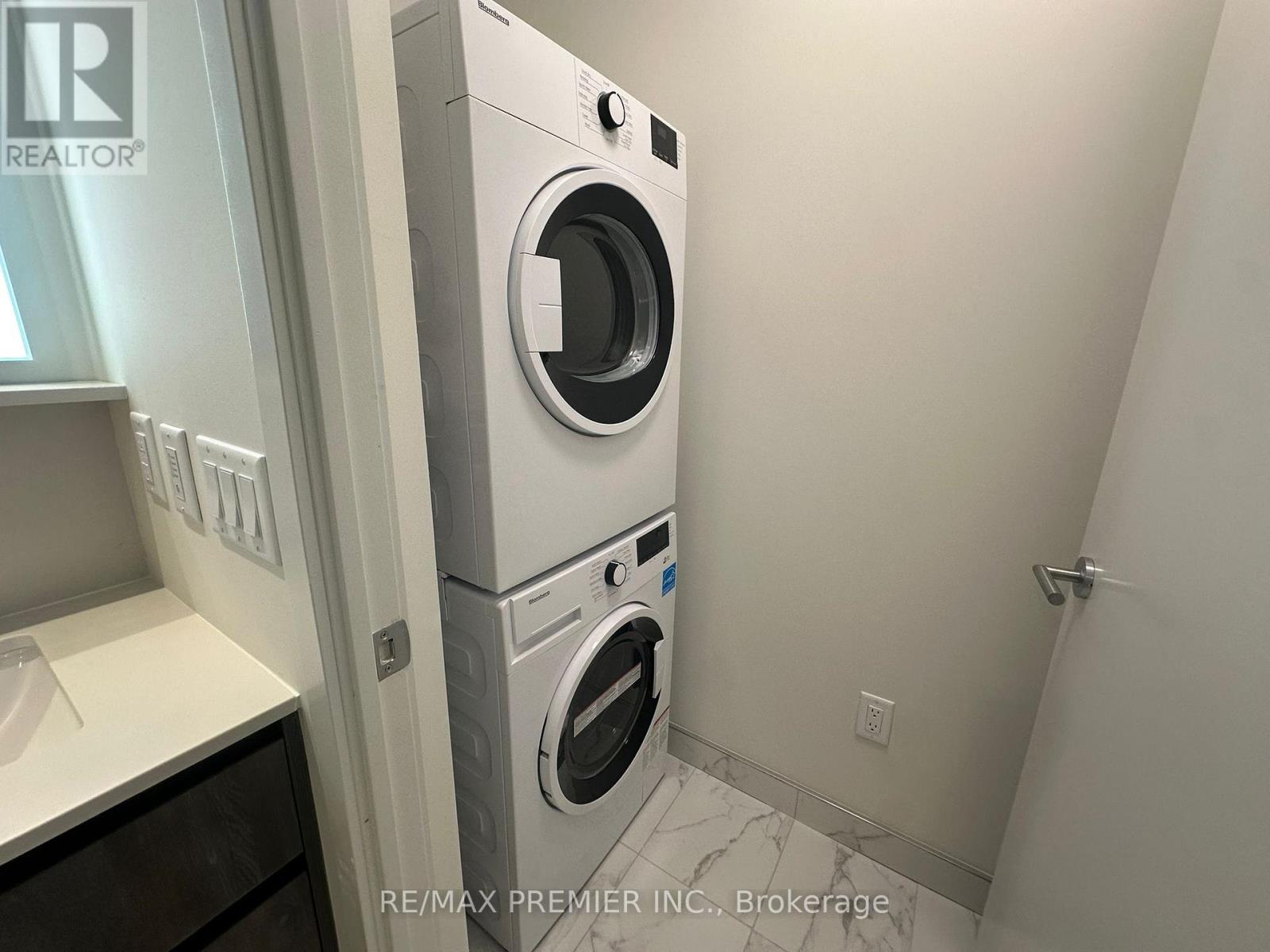 304 - 322 Dupont Street, Toronto, Ontario  M9R 1V9 - Photo 15 - C12951664