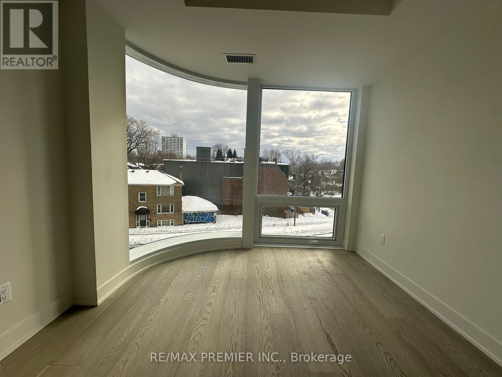 304 - 322 Dupont Street, Toronto, Ontario  M9R 1V9 - Photo 19 - C12951664