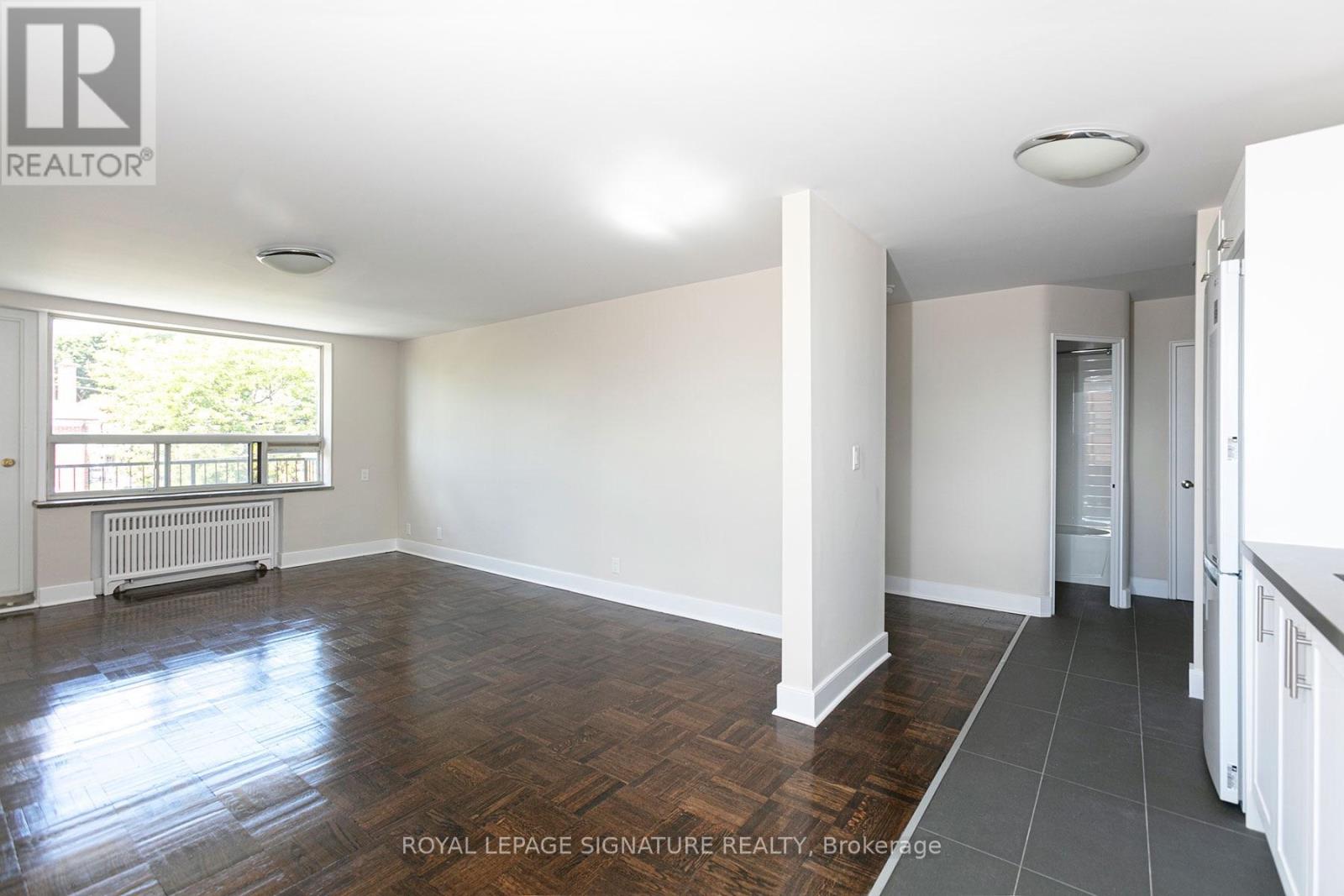 401 - 990 AVENUE ROAD, Toronto, Ontario