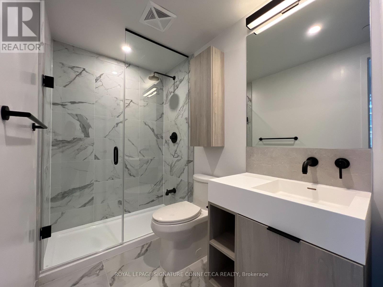 1202 - 108 Peter Street, Toronto, Ontario  M5V 2G7 - Photo 7 - C12952244