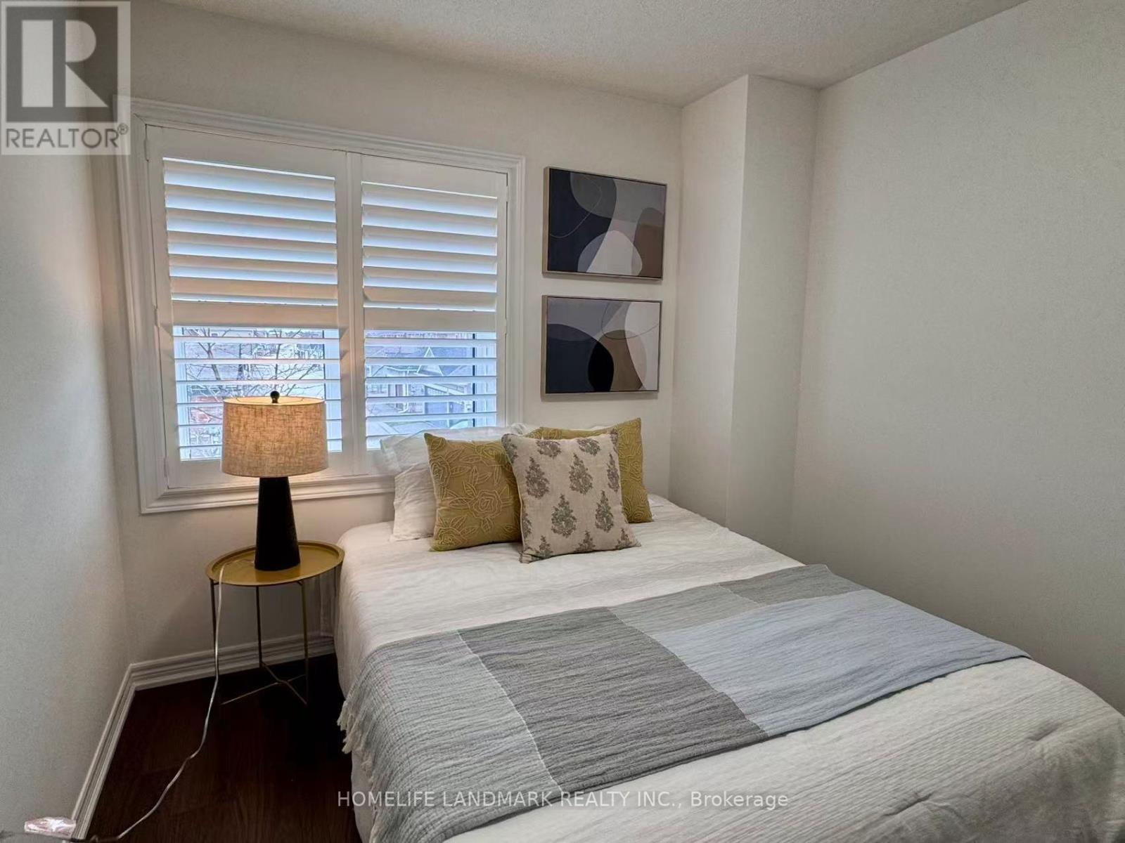 97 Cornwall Drive, Markham, Ontario  L6B 0Y8 - Photo 8 - N12951084