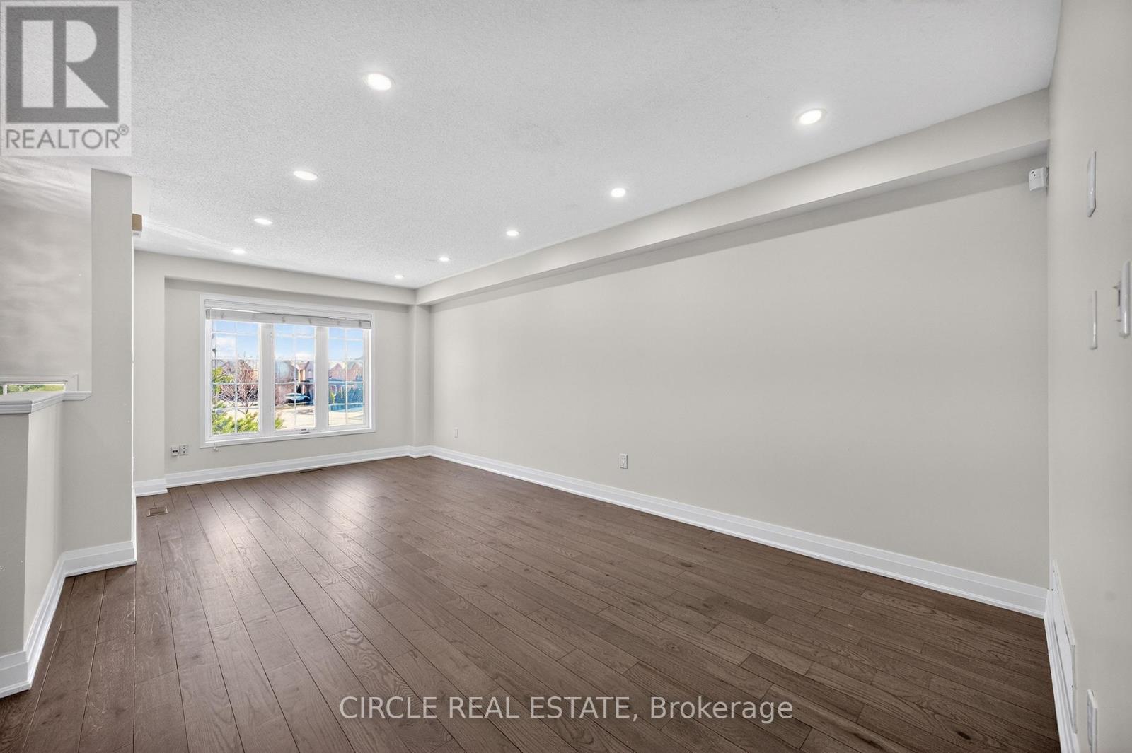 4 - 4950 Albina Way, Mississauga, Ontario  L4Z 4J6 - Photo 5 - W12935454